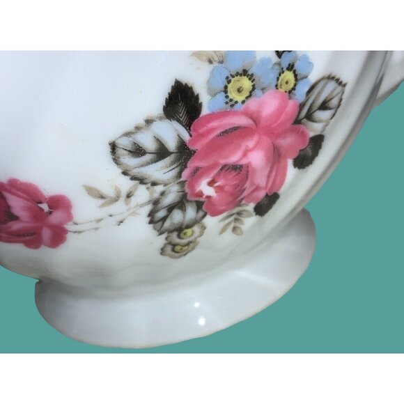 Vintage White Floral Rose TEA POT Made in Japan - Picture 5 of 10